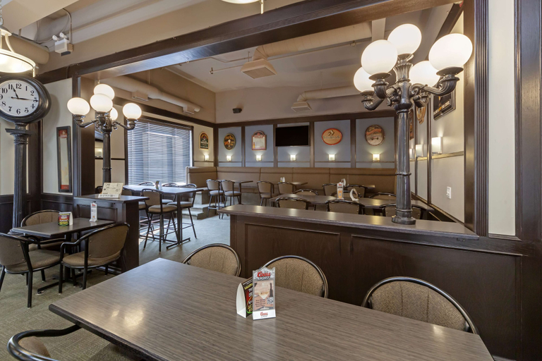 Food & Drinks 5, Best Western High Road Inn, Division No. 14