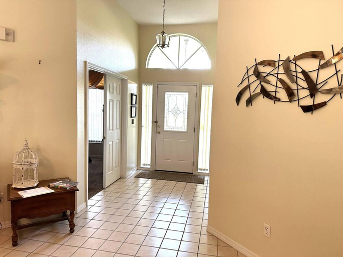 Interior 2, Immaculate Villa in Kissimmee South Facing Pool, Osceola