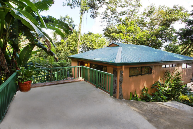 Exterior & Views 2, Casa Macaw Jungle Cabin w Private Pool AC, Aguirre