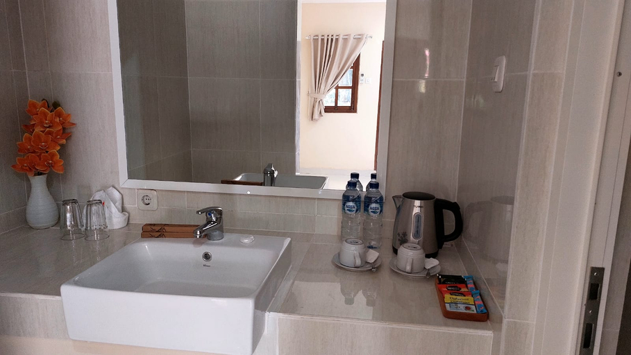 Bathroom 5, Grand Melka Hotel, Buleleng