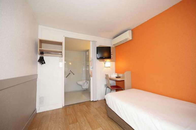Bedroom 3, Hôtel Première Classe Toulouse Nord - Sesquières, Haute-Garonne