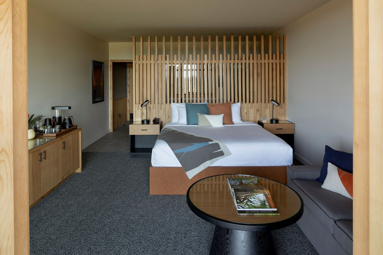 Bedroom 3, Inn the Ground, Yamhill