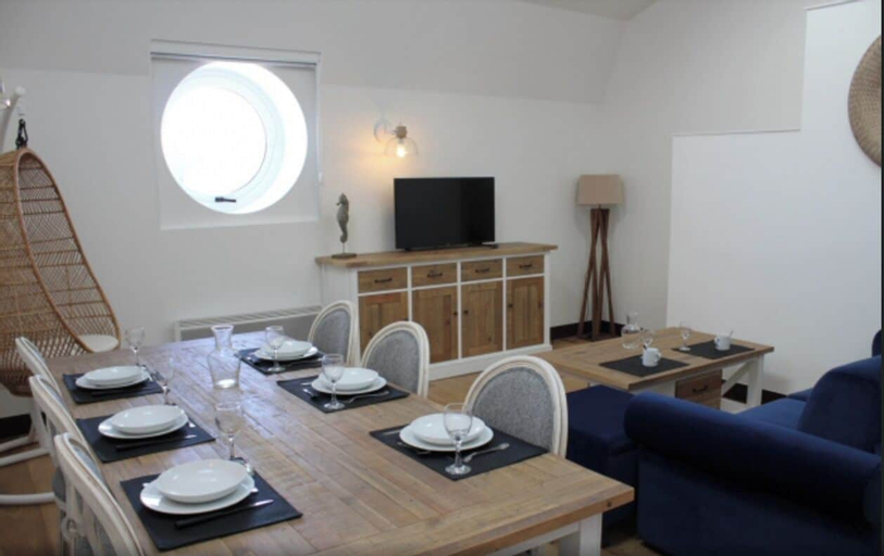Dining Room 2