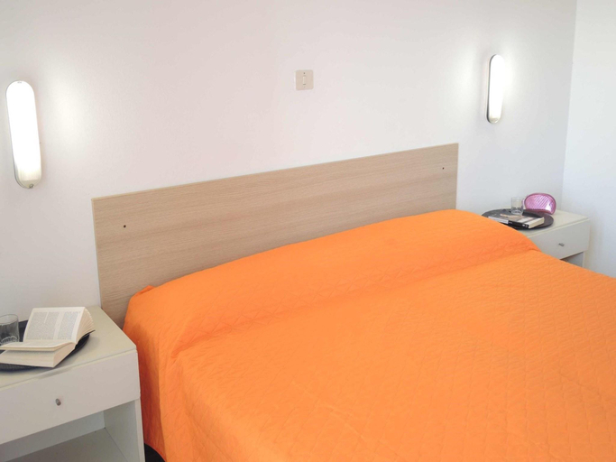 Bedroom 2, Wonderful Two-Room Flat with Balcony - By Beahost Rentals, Venezia
