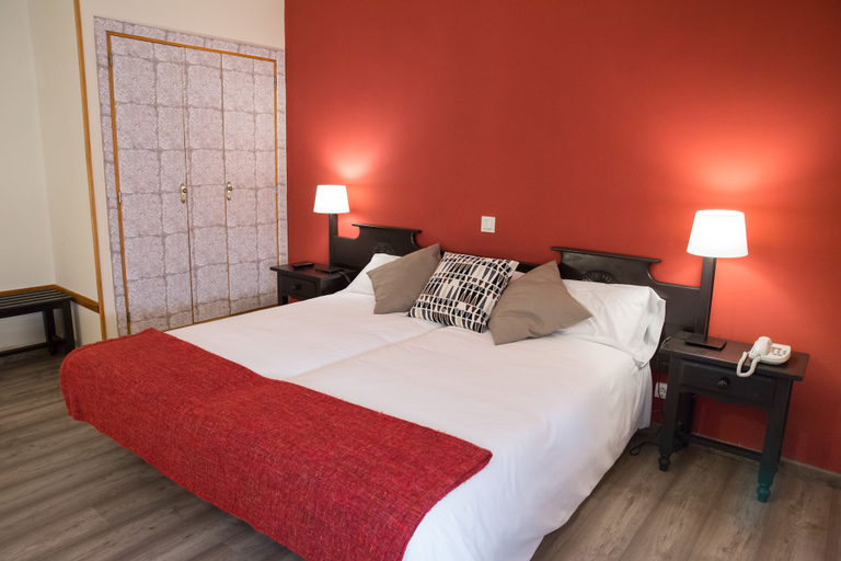 Bedroom 3, Hotel Venta Magullo, Segovia