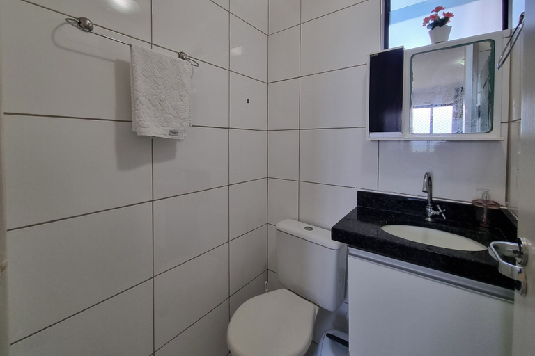 Bathroom 3, Vista Mar na Pajuçara: Amplo 2Q com Piscina, Maceió (capital)