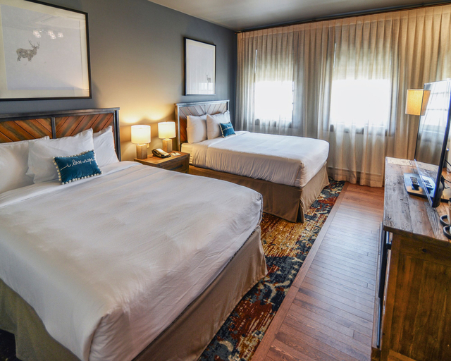 Bedroom 4, The Stella Hotel & Ballroom, Kenosha