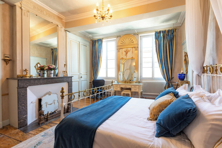 Bedroom 3, Champagne House, Gers