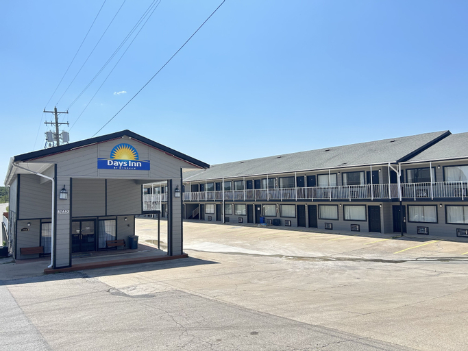 Days Inn by Wyndham Branson near Theatre District, Taney