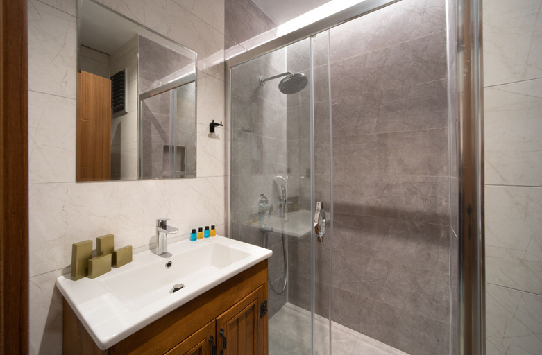 Bathroom 5, Melitya House, Gökçeada