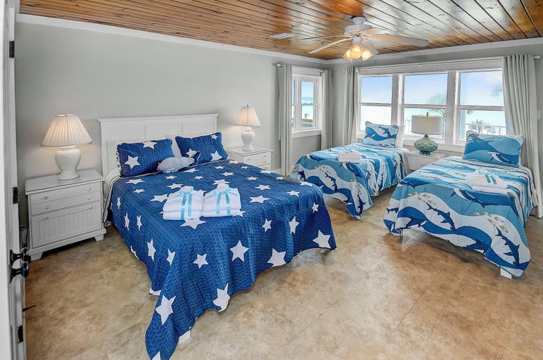 Bedroom 2, 13403 Oleander Dr - Mermaid's Dream, Bay