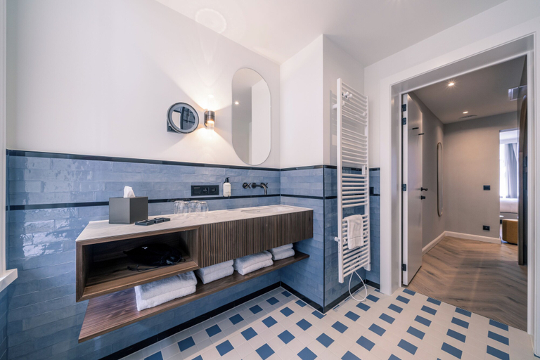 Bathroom 5, Hotel Du Parc, West-Vlaanderen