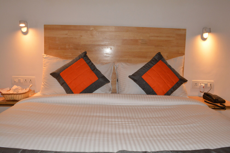 Bedroom 2, Revking at Hotel Batra, Ambala