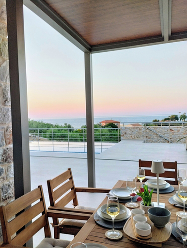 Food & Drinks, Oinolithos Luxury Villas, Crete