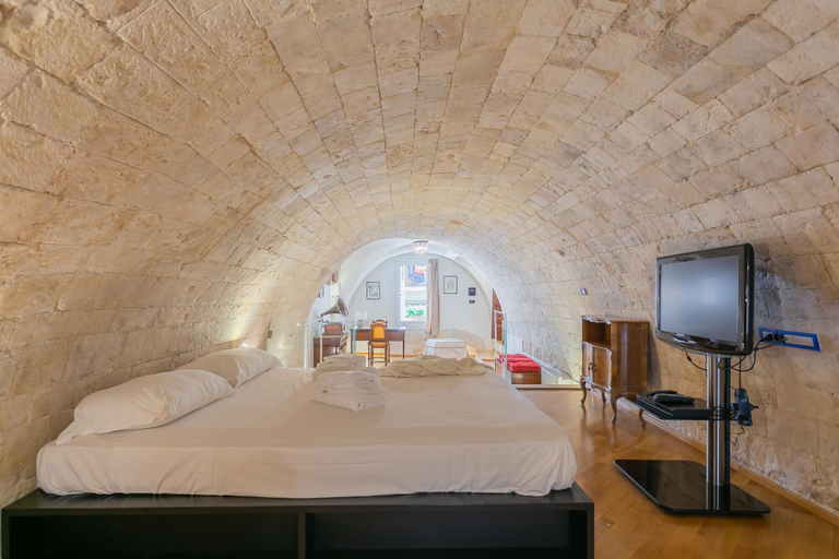 Room 4, Appartamento a Palazzo Zizzi by Wonderful Italy, Bari