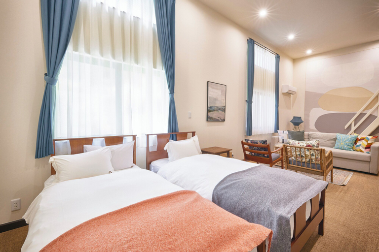 Bedroom 13