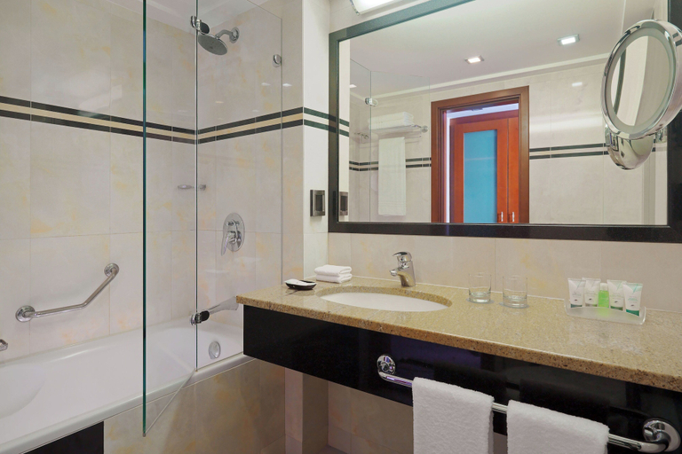 Bathroom 5, The Westin Zagreb, Zagreb