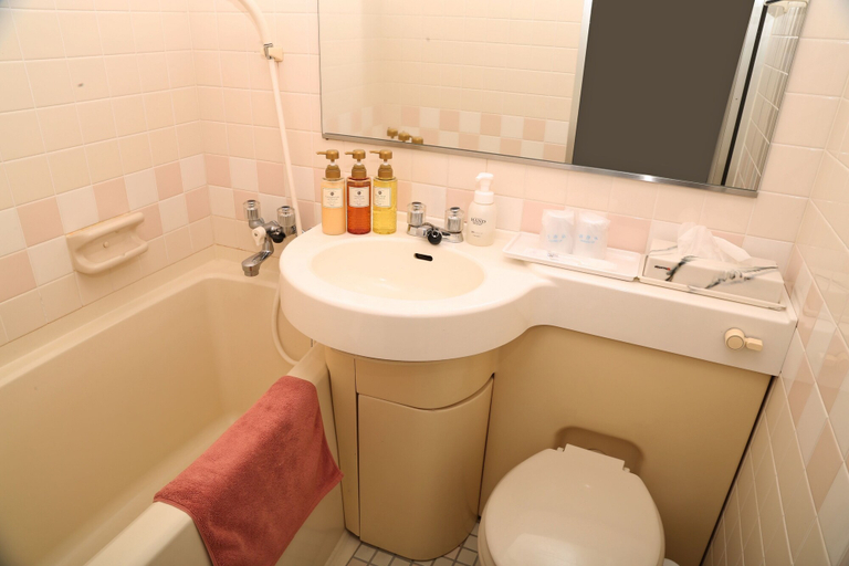 Bathroom 3, Hotel Belle Cour inomata, Otari