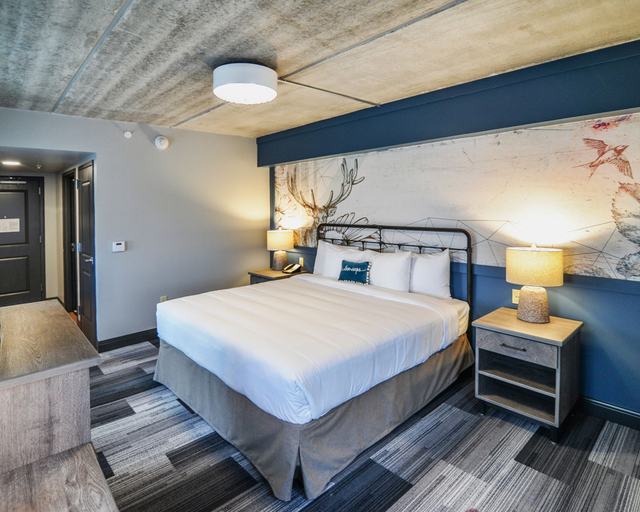 Bedroom 4, The Stella Hotel & Ballroom, Kenosha