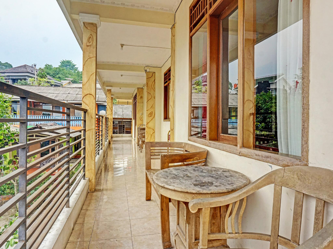 Others 3, Capital O 92867 Villa Raggal, Bogor