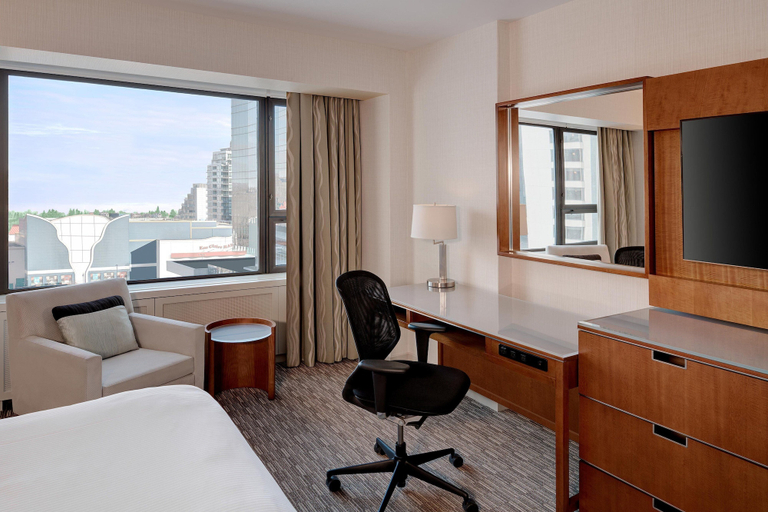 Bedroom 3, The Westin Calgary, Division No. 6