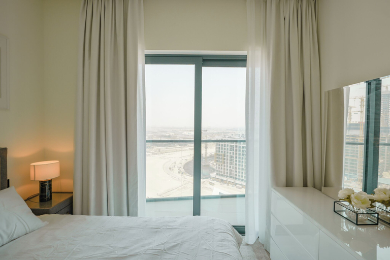 Bedroom 3, Yogi - Bright Apartment With Panoramic CityScape Views, Dubai