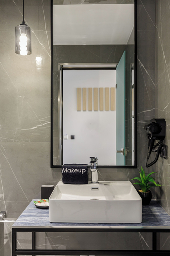 Bathroom 5, Costa De Luxe Suites, Central Macedonia