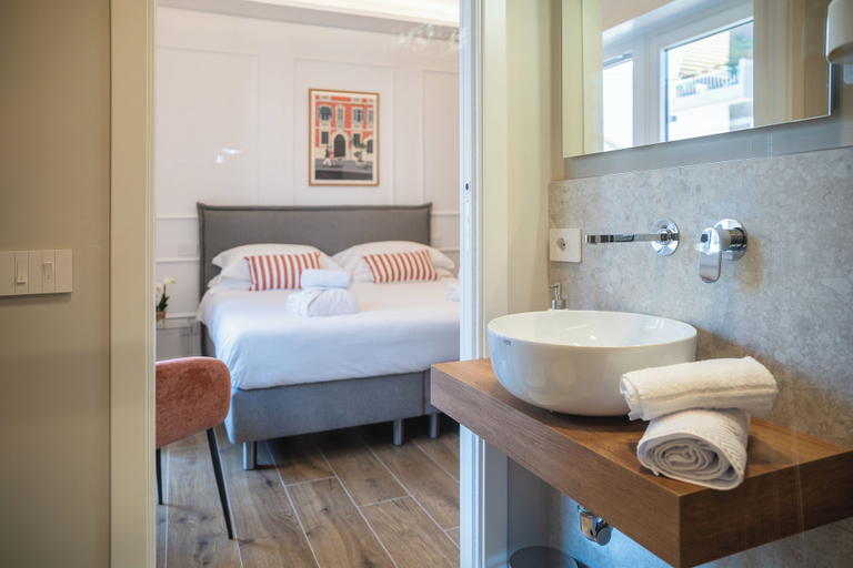 Bedroom 5, Riviera Suites, Rome
