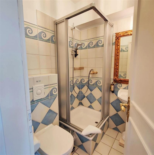 Bathroom 5, Villa Bleichröder, Vorpommern-Greifswald