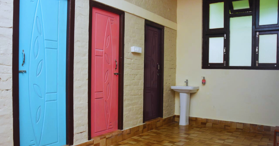 Bathroom, The Mandarine Retreat, North Sikkim