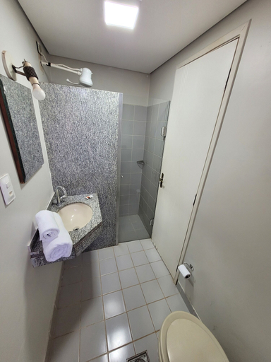 Bathroom 5, Hotel Alvorada by Bsb Inn, Brasília