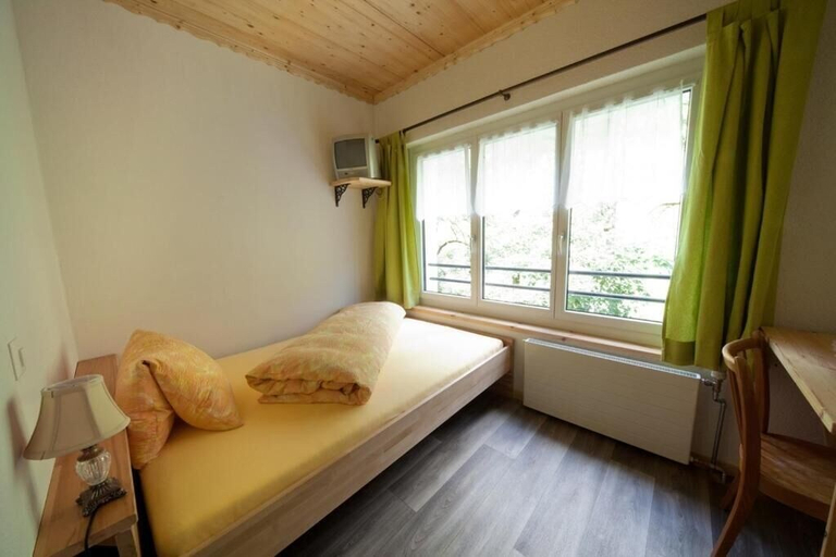 Bedroom 3, Hotel Gemse, Sarganserland