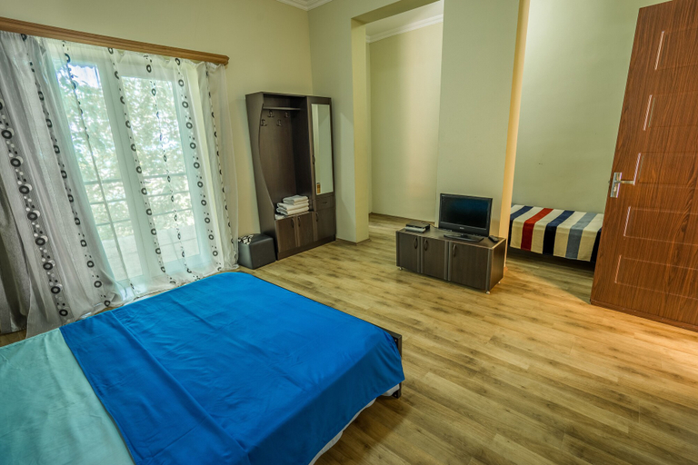 Bedroom 2, Kanudosi Guest House, Signagi