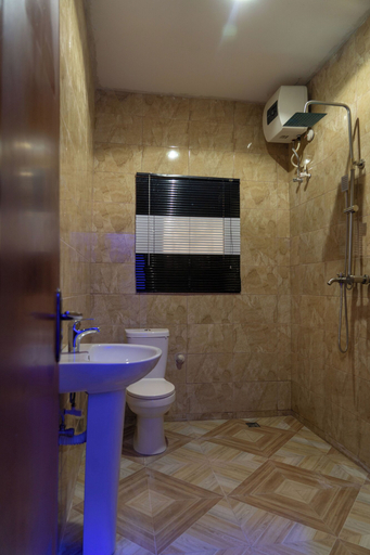 Bathroom, Astats Apartments, Uyo