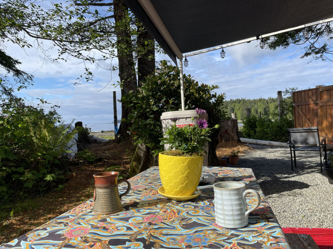 Food & Drinks 4, So Damn Lucky Glamping, Alberni-Clayoquot