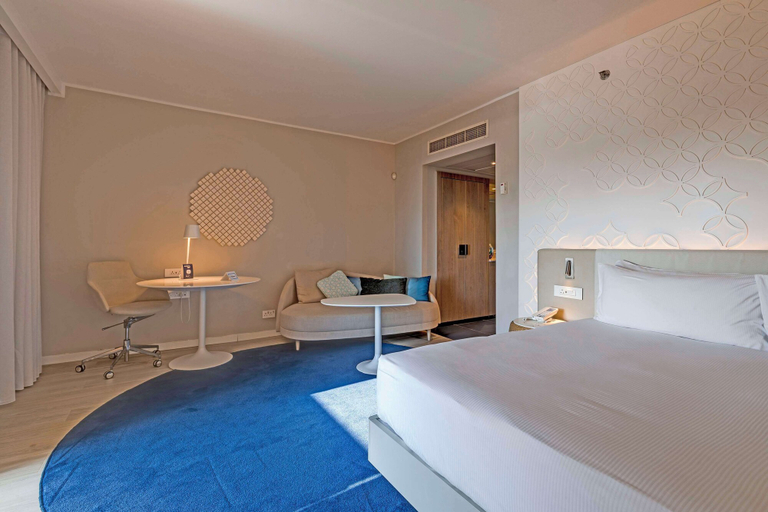 Bedroom 4, Hilton Malta, St Julian's