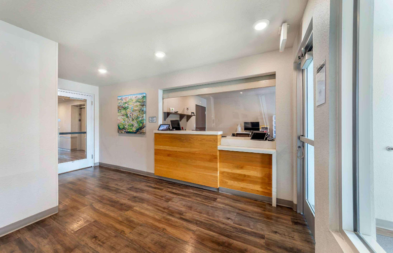 Public Area 2, Extended Stay America Select Suites Deerfield Beach, Broward