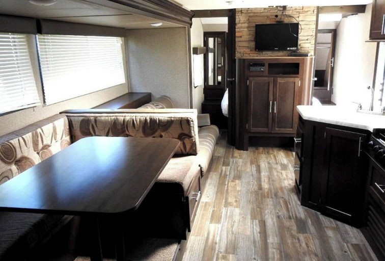 Bedroom 3, Shadow Hills RV Resort, Riverside
