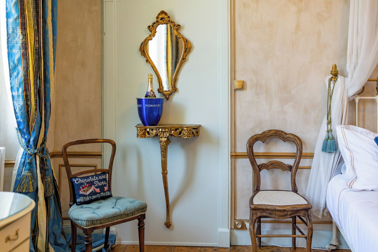 Bedroom 2, Champagne House, Gers