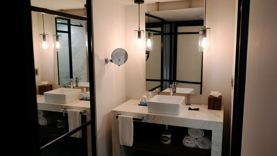 Bathroom 5, Hotel Indigo GUADALAJARA EXPO by IHG, Guadalajara