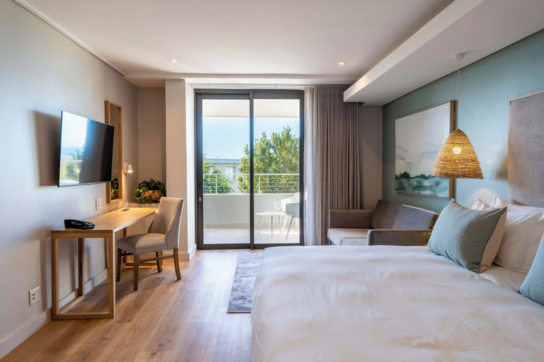 Bedroom 2, Plett Quarter Hotel, Eden