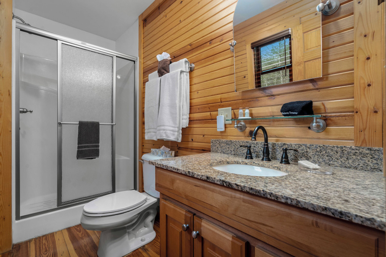 Bathroom 3, Cherry Ridge Retreat, Hocking