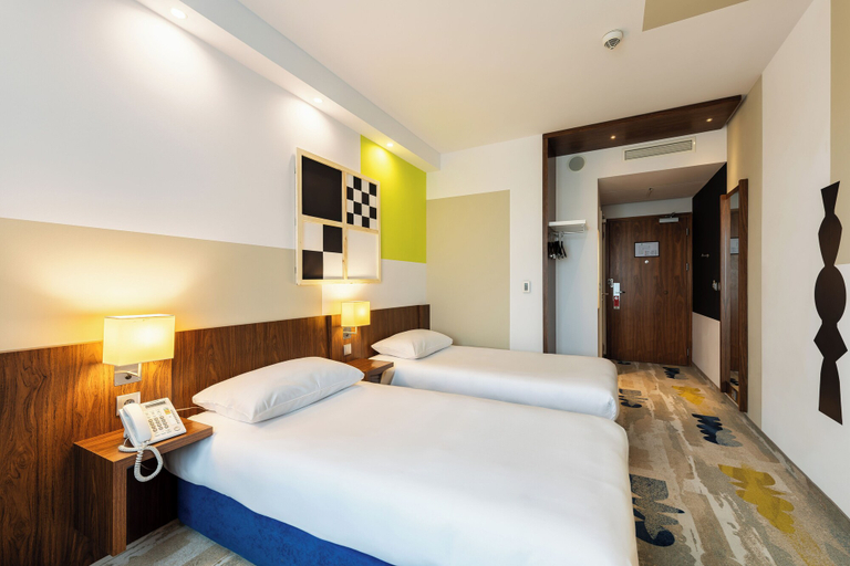 Bedroom 4, ibis Styles Warszawa Airport, Warsaw