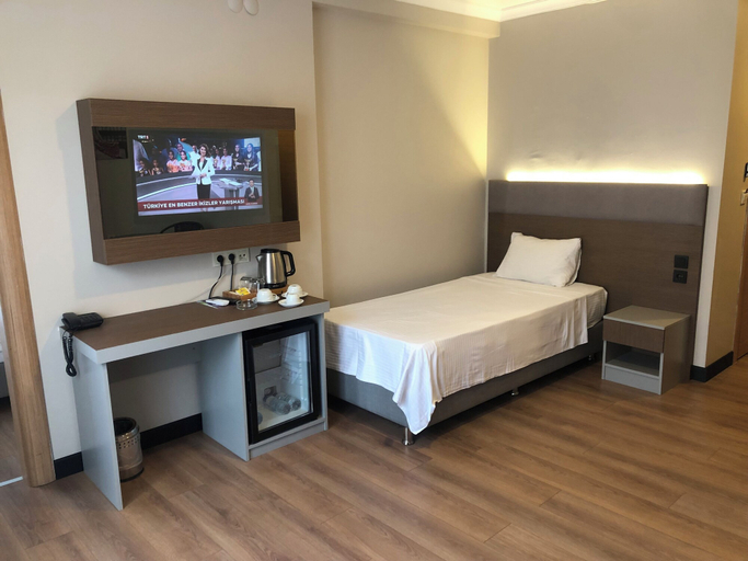 Bedroom 2, Niconya Port Suite&Hotel, Bakırköy