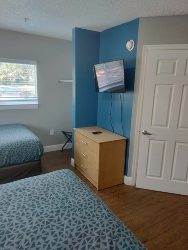 Bedroom 3, Suburban Studios Stuart near Federal Hwy 1, Martin