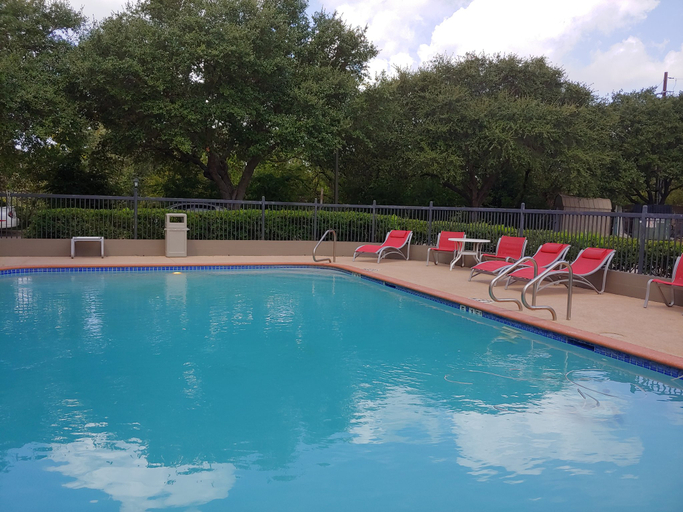 Sport & Beauty 3, Holiday Inn Express & Suites COLUMBUS by IHG, Colorado