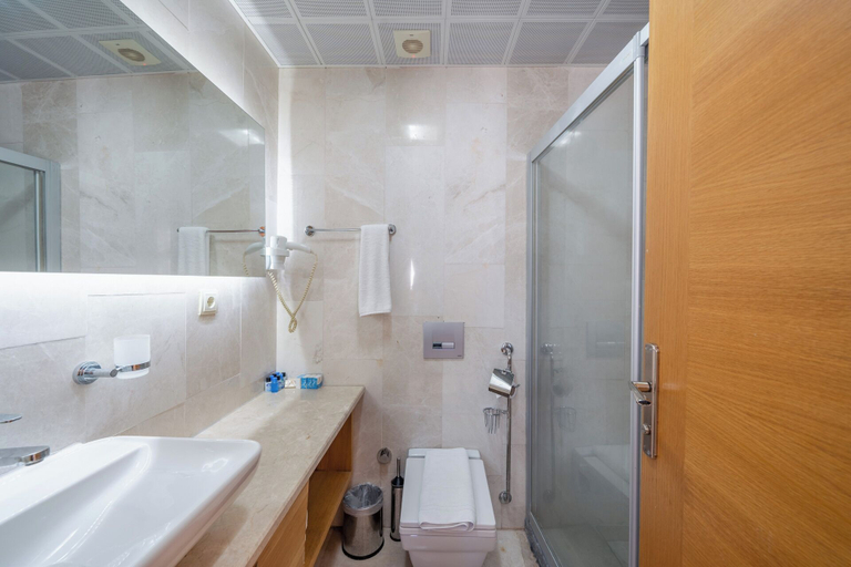 Bathroom 3, Majeste Hotel Bodrum - All Inclusive, Bodrum