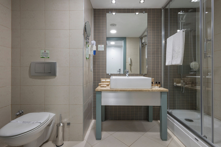 Bathroom 4, Arcanus Hotels Sorgun - All Inclusive, Manavgat