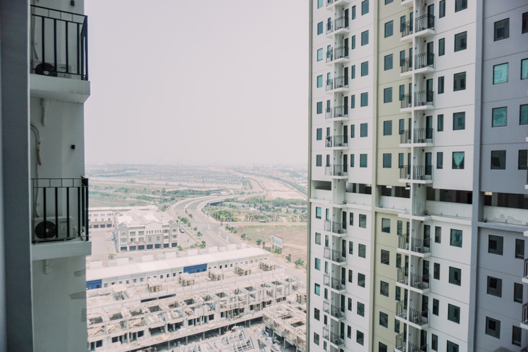 Exterior & Views, Fancy and Nice 2BR Osaka Riverview PIK 2 Apartment By Travelio, Tangerang