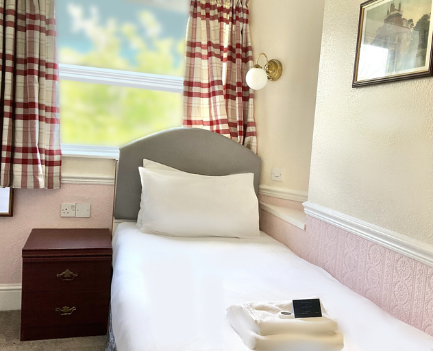 Bedroom 4, Ashton Court Hotel, Devon